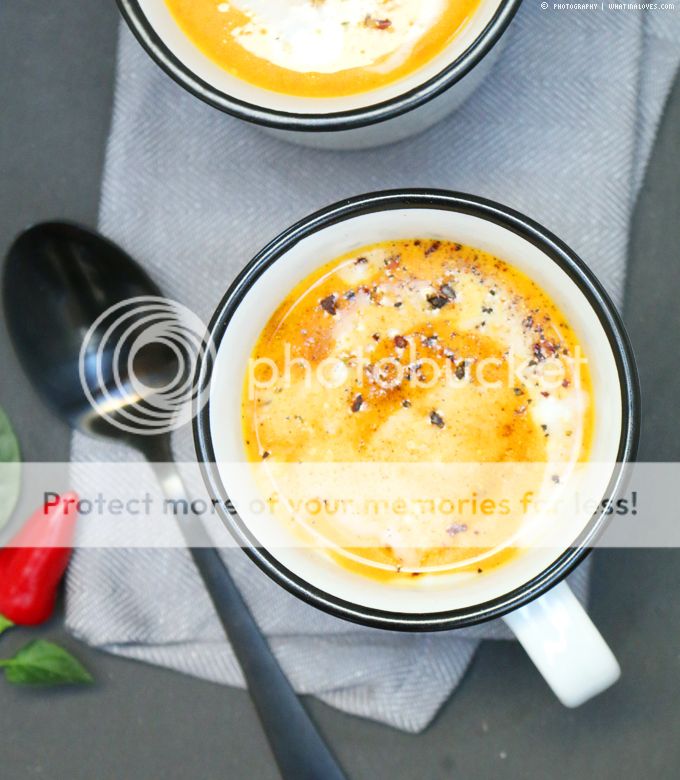 Ofengeröstete Kürbissuppe | whatinaloves.com