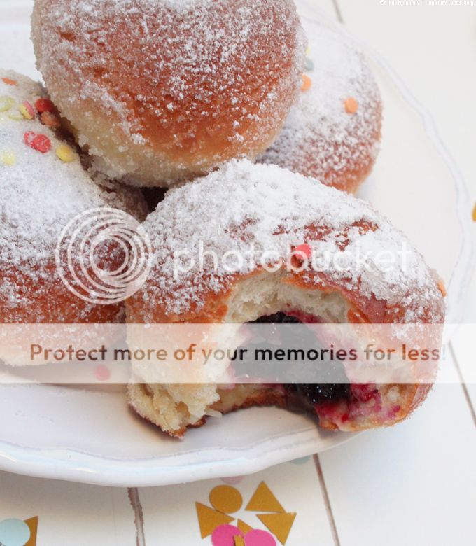 http://i402.photobucket.com/albums/pp103/Sushiina/cityglam/cityglam001/berliner33_zpsbc815196.jpg