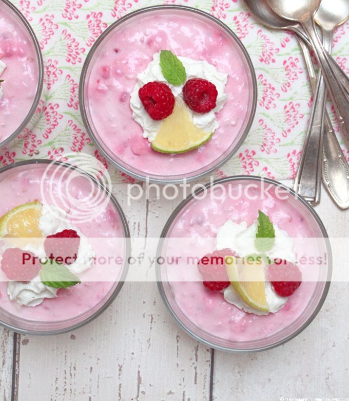 Himbeer-Zitronen-Cheesecake Käsekuchen im Glas, Himbeeren, Cheesecake in a Jar