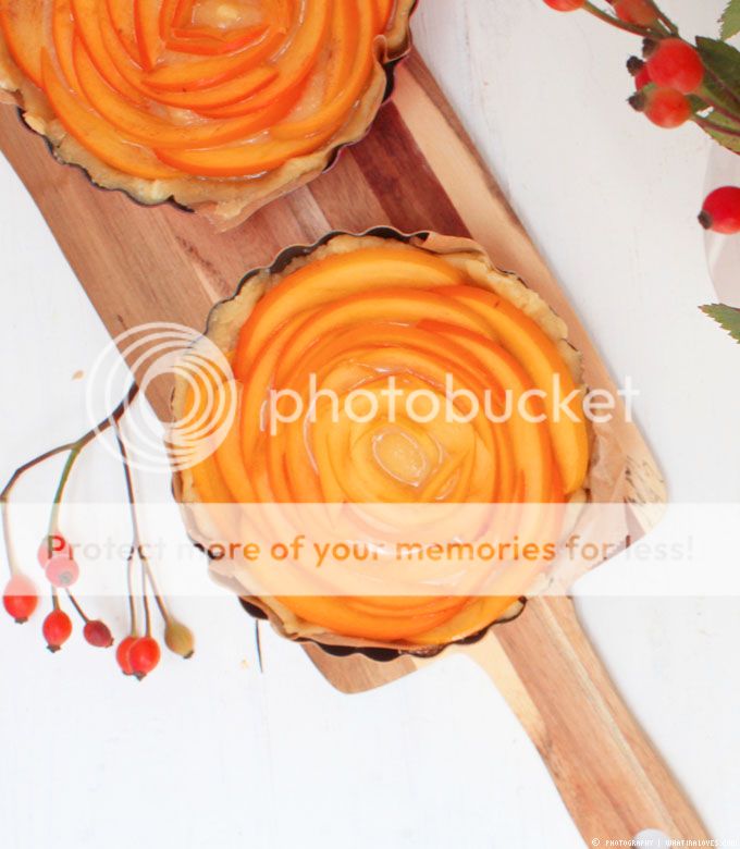 Persimon-Mandel-Tartelettes | whatinaloves.com
