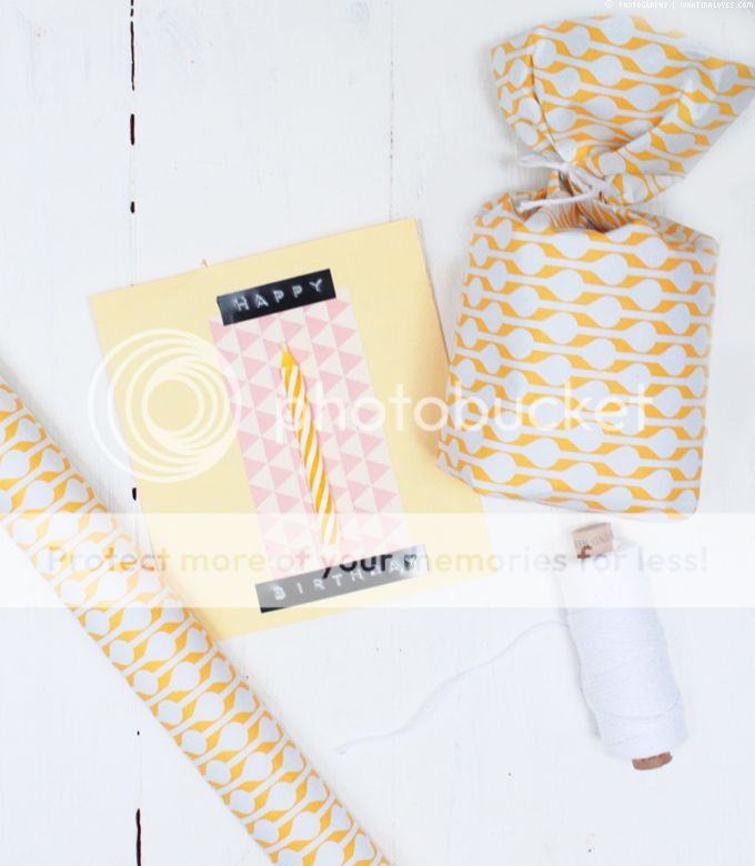 DIY: Birthday Cards | whatinaloves.com