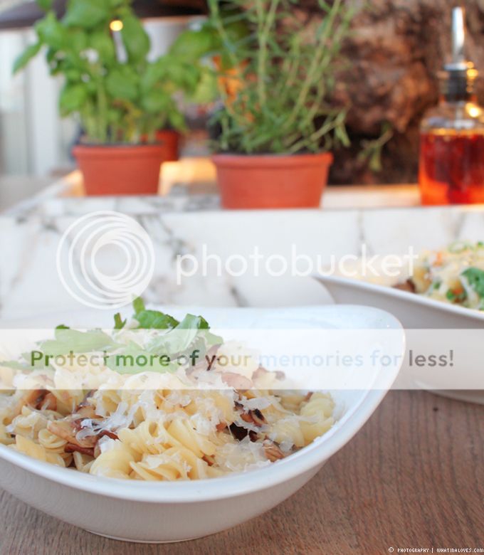 http://i402.photobucket.com/albums/pp103/Sushiina/cityglam/cityglam001/vapiano_zpswdmpowxl.jpg