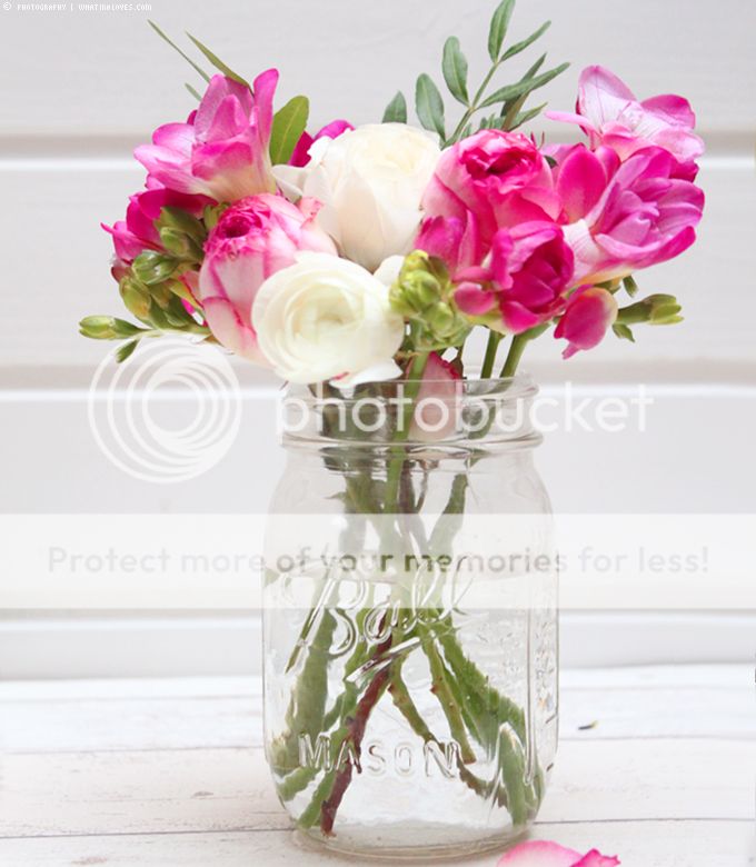 http://i402.photobucket.com/albums/pp103/Sushiina/cityglam/cityglam006/flowersmotherday2_zps3ff8e7a3.jpg