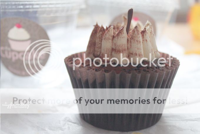 http://i402.photobucket.com/albums/pp103/Sushiina/cityglam/cup6.jpg