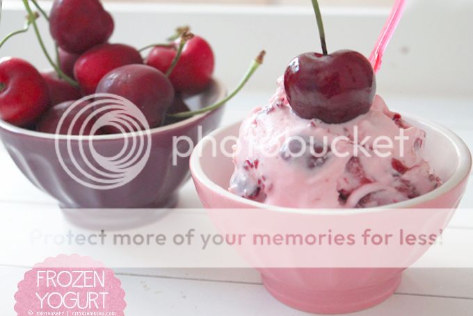 http://i402.photobucket.com/albums/pp103/Sushiina/cityglam/froyo2.jpg