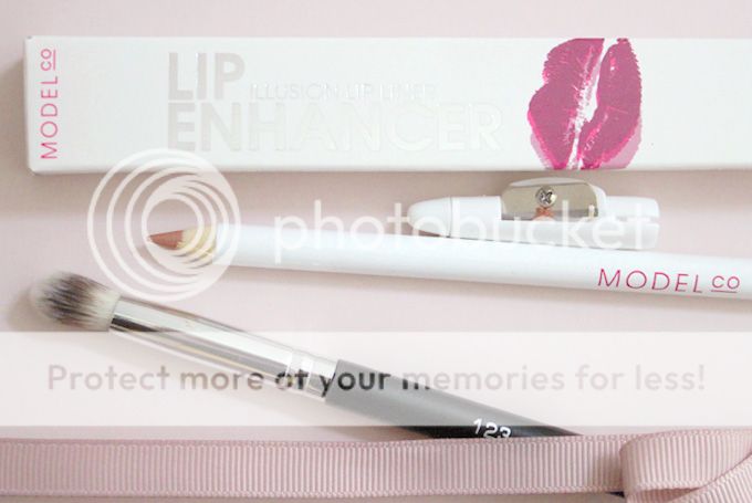 http://i402.photobucket.com/albums/pp103/Sushiina/cityglam/gl4_zps55be0a31.jpg