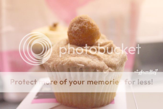 http://i402.photobucket.com/albums/pp103/Sushiina/cityglam/humming4.jpg