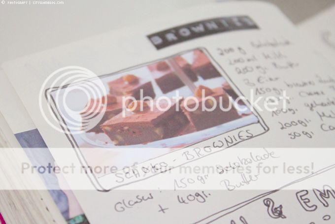 http://i402.photobucket.com/albums/pp103/Sushiina/cityglam/journal20.jpg