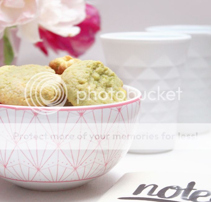 http://i402.photobucket.com/albums/pp103/Sushiina/cityglam/matchacookies1_zps547c152e.jpg