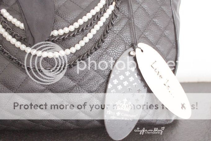 http://i402.photobucket.com/albums/pp103/Sushiina/cityglam/shop1.jpg