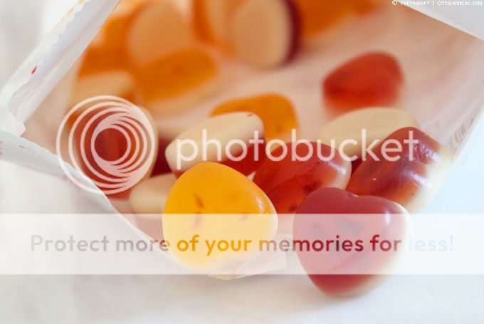 http://i402.photobucket.com/albums/pp103/Sushiina/inaheartsfood/sweet1.jpg
