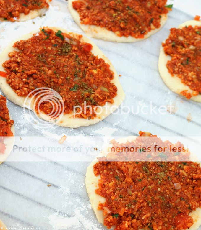 Lahmacum - kleine türkische Minipizzen | whatinaloves.com