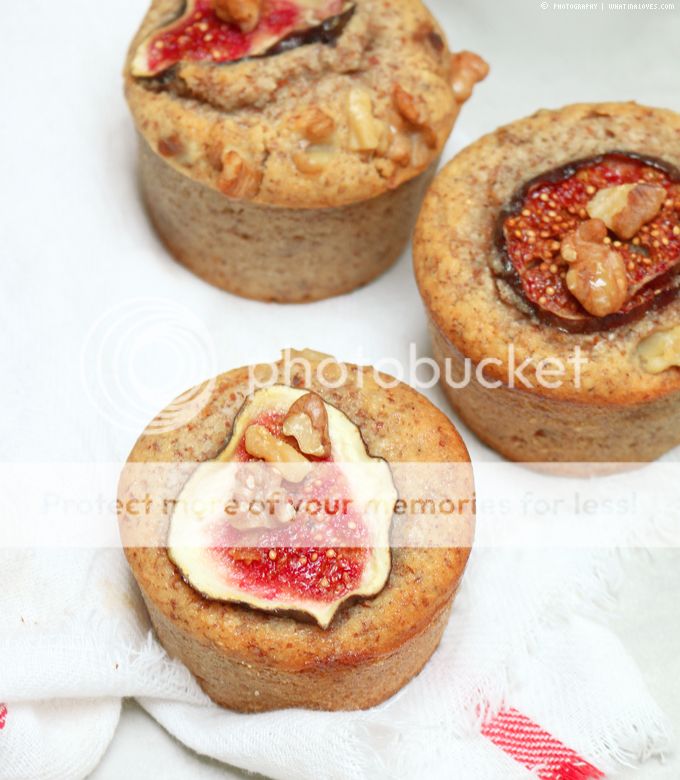 Nuss-Feigen-Muffins für einen süßen Herbststart | whatinaloves.com