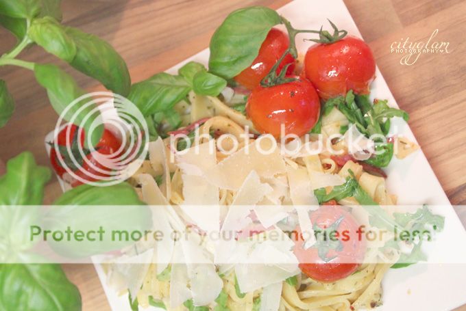 http://i402.photobucket.com/albums/pp103/Sushiina/pasta2-1.jpg