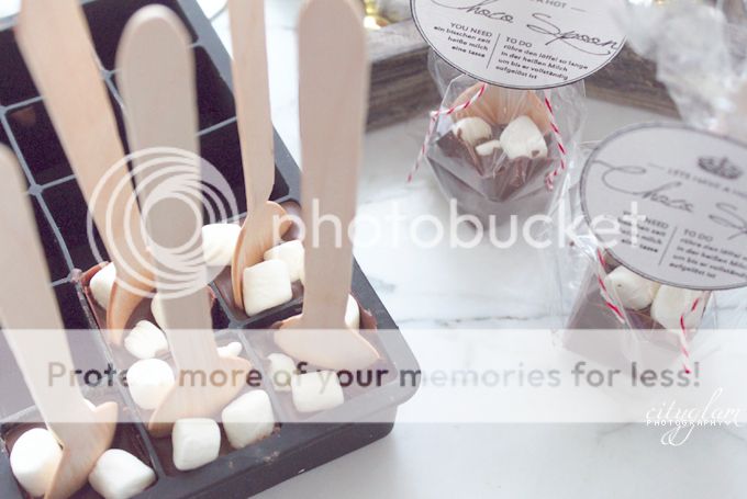 http://i402.photobucket.com/albums/pp103/Sushiina/spoon3.jpg