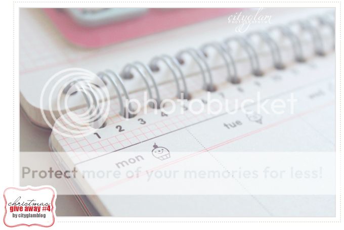 http://i402.photobucket.com/albums/pp103/Sushiina/xmas4-2.jpg
