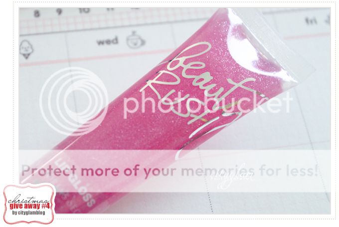 http://i402.photobucket.com/albums/pp103/Sushiina/xmas4-3.jpg