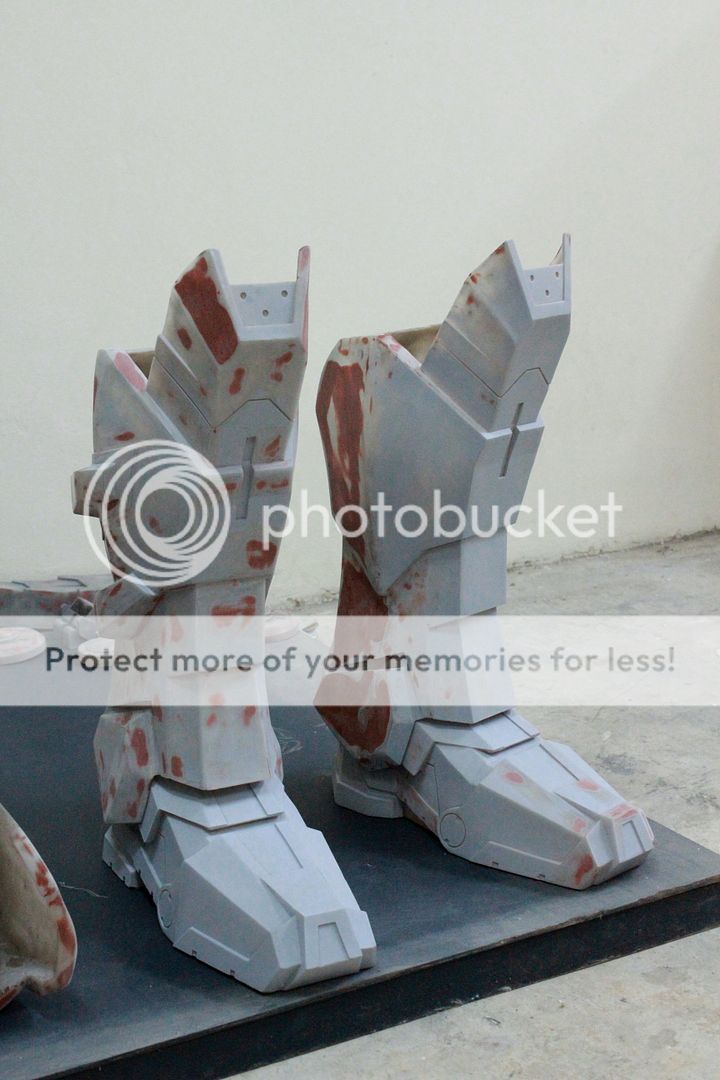 WarMachineLegs.jpg